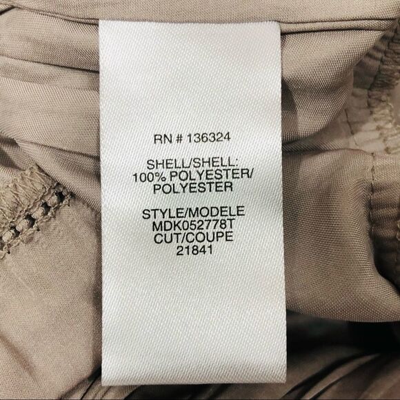 Halston Heritage Silky Ruffle Skirt and Collar Dress Bracelet Sleeve XS S - Picture 7 of 7